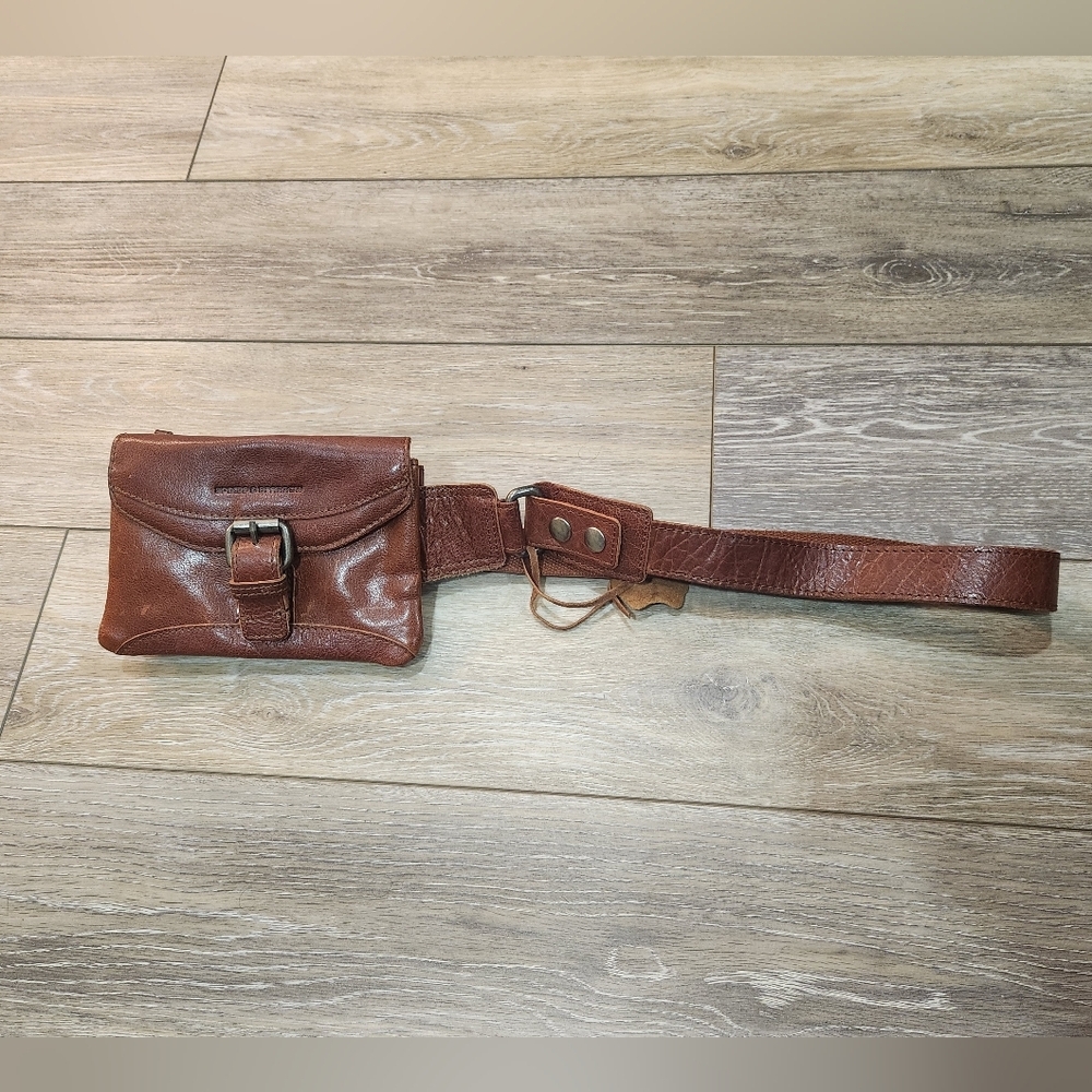 Spikes & Sparrow Brown Leather Fanny Pack Purse Belt Bag Excellent Condition